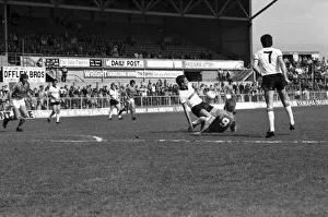 00220 Prints: Wrexham 0 v. Barnsley 0. April 1982 MF06-34-006 Local Caption Division 2 Football