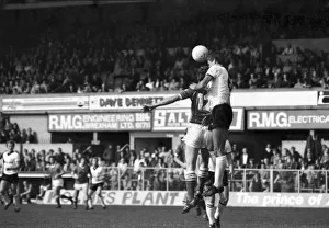 00220 Prints: Wrexham 0 v. Barnsley 0. April 1982 MF06-34-011 Local Caption Division 2 Football