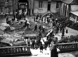 WW2 First contingent of French ATS women to return to their country after Allied