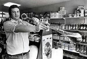 Images Dated 12th August 1979: Yard of Ale - Self-confessed 14 pints-a-day man Reg Curnow ready to tackle a yard of ale