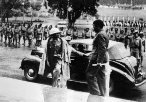 Ethiopia Prints: After five years to the day, a beflagged and decorated Addis Ababa turned out to watch