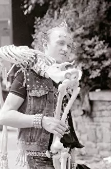The Young Ones Collection: The Young Ones filming on location in Bristol. Pictured, Adrian Edmondson as Vyvyan