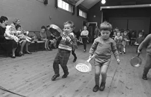00387 Prints: Youngsters take part in a pancake race at Styvechale Young Wives Club in Coventry
