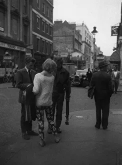 00029 Prints: Youth fashion 1957 London A Daily Mirror model prepares for a fashion