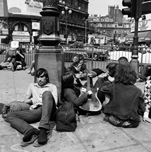 01318 Prints: Youths in Piccadilly Circus, London. 15th August 1969