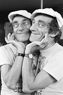 00278 Prints: Zany comedian Marty Feldman seen here posing for the Daily Mirror 29th August 1982