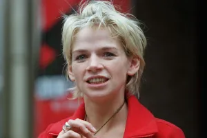 00125 Prints: Zoe Ball Radio / TV Presenter September 98 Radio One presenter